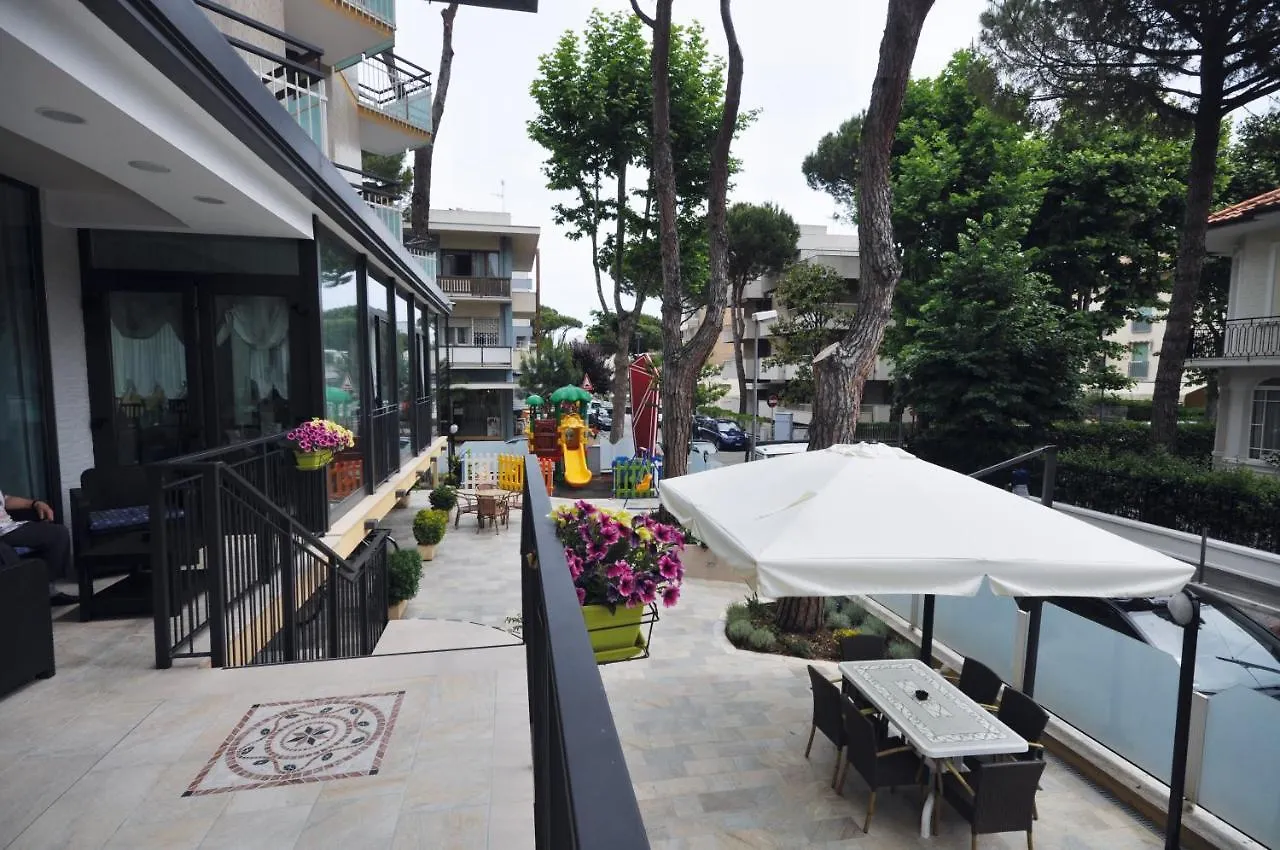 Hotel Relax Riccione 3*,